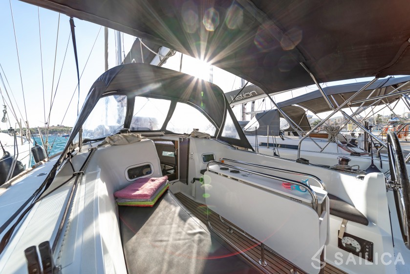 Sun Odyssey 349 - Yacht Charter Sailica