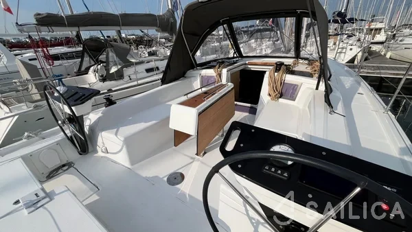 Dufour 37 - Yacht Charter Sailica