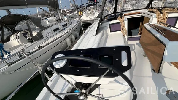 Dufour 37 - Yacht Charter Sailica
