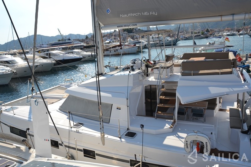 Nautitech 46 Fly - Yacht Charter Sailica