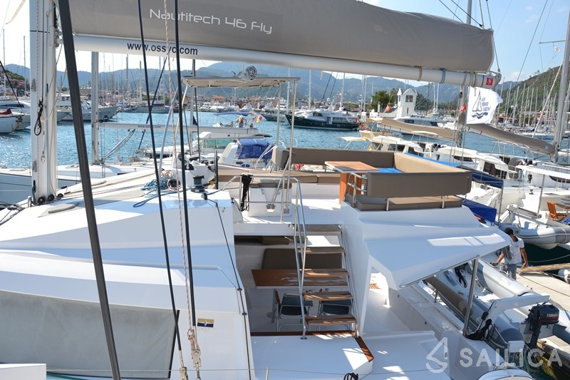 Nautitech 46 Fly - Yacht Charter Sailica