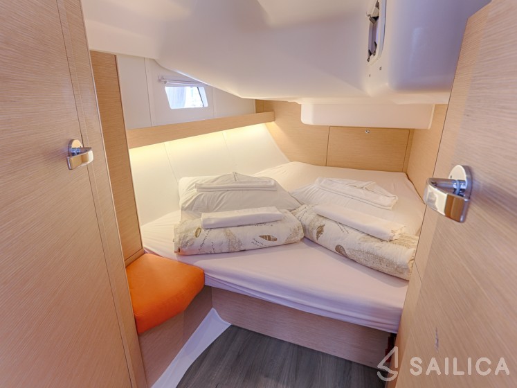 Elan 45 Impression - Yacht Charter Sailica