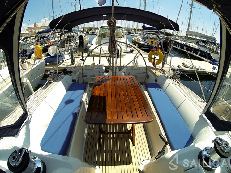 Grand Soleil 45 - Yacht Charter Sailica
