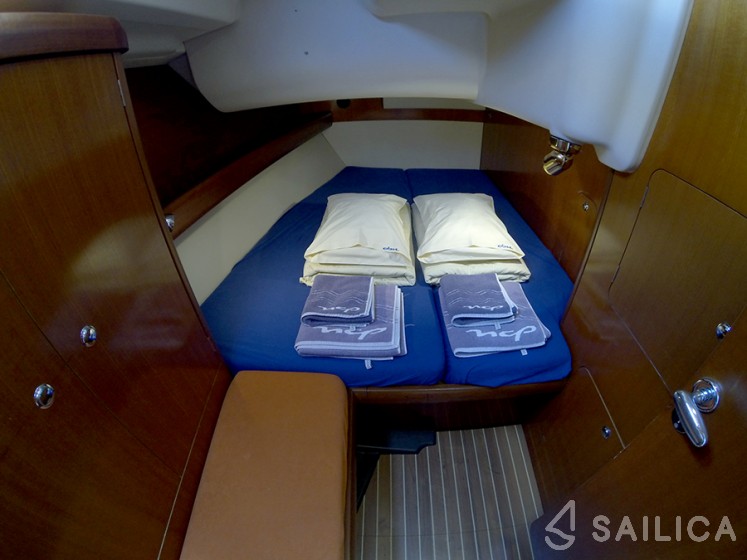 Grand Soleil 45 - Yacht Charter Sailica
