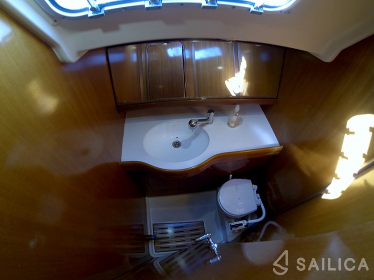 Grand Soleil 45 - Yacht Charter Sailica