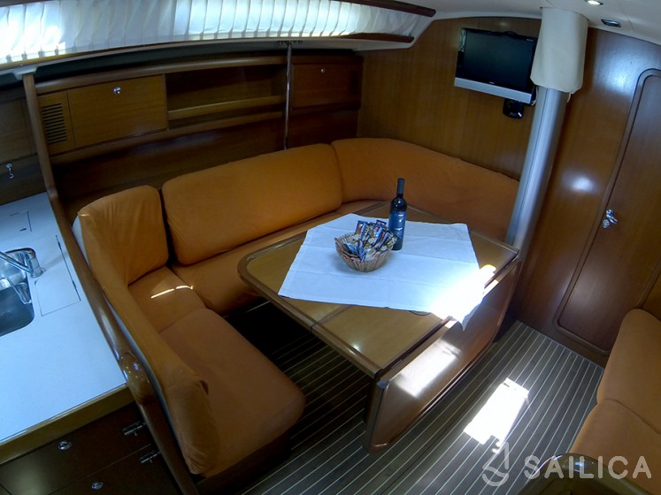 Grand Soleil 45 - Yacht Charter Sailica