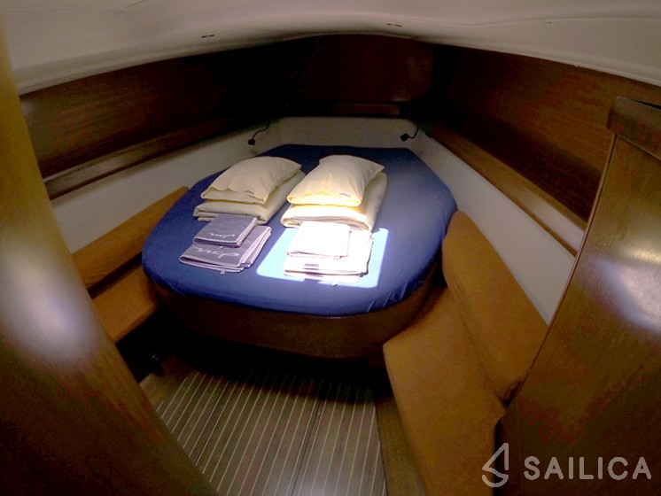 Grand Soleil 45 - Yacht Charter Sailica
