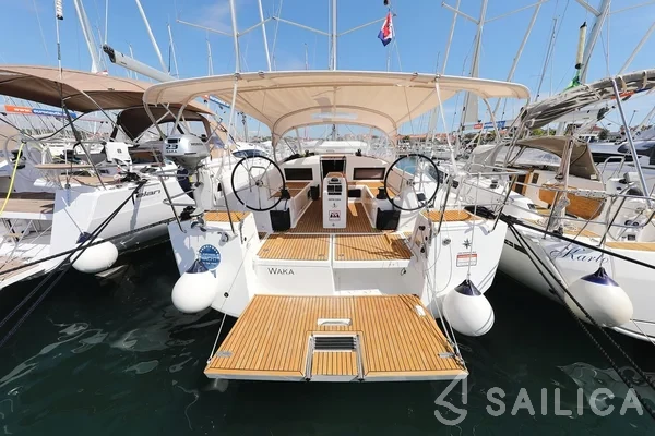 Sun Odyssey 440 - Yacht Charter Sailica
