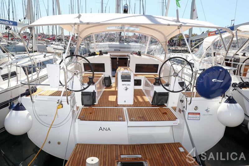 Sun Odyssey 440 - Yacht Charter Sailica