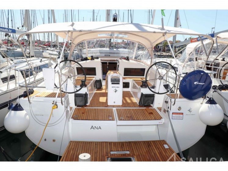 Sun Odyssey 440 - Yacht Charter Sailica