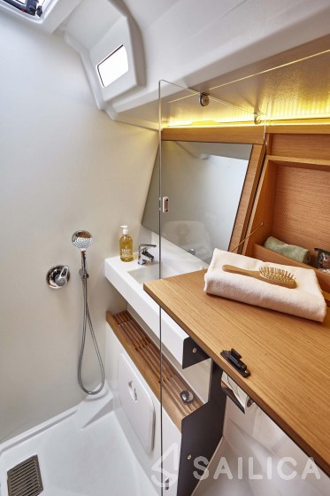 Sun Odyssey 440 - Yacht Charter Sailica