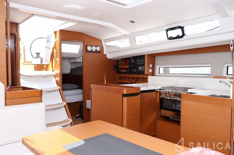 Sun Odyssey 440 - Yacht Charter Sailica