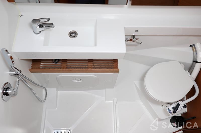 Sun Odyssey 440 - Yacht Charter Sailica