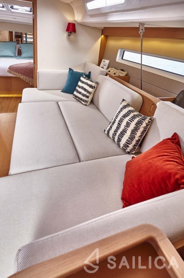 Sun Odyssey 440 - Yacht Charter Sailica