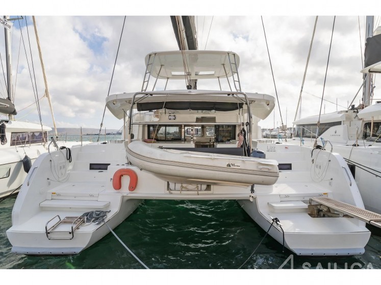 Lagoon 46  - Yacht Charter Sailica