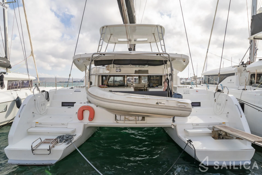 Lagoon 46  - Yacht Charter Sailica