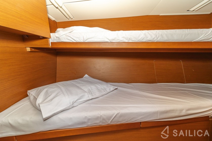 Sun Odyssey 490 - Yacht Charter Sailica