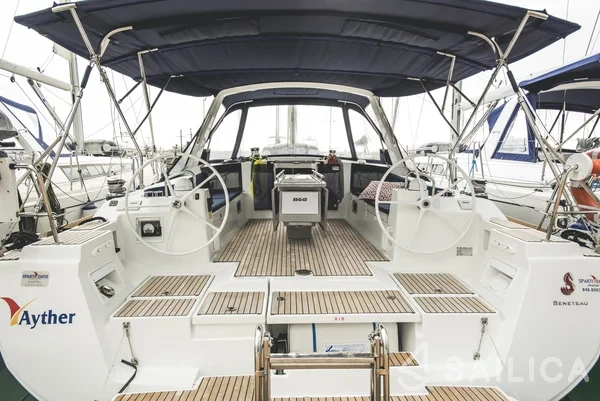 Oceanis 45 - Yacht Charter Sailica