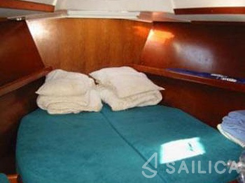 Oceanis 46.1 - Yacht Charter Sailica
