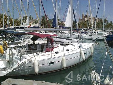 Oceanis 361 - Yacht Charter Sailica