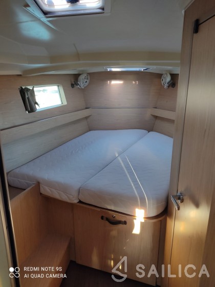 Oceanis 41.1 - Yacht Charter Sailica