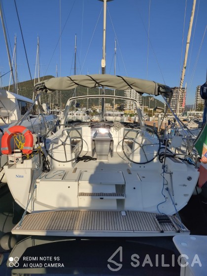 Oceanis 41.1 - Yacht Charter Sailica
