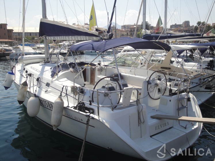Cyclades 43.3 - Yacht Charter Sailica