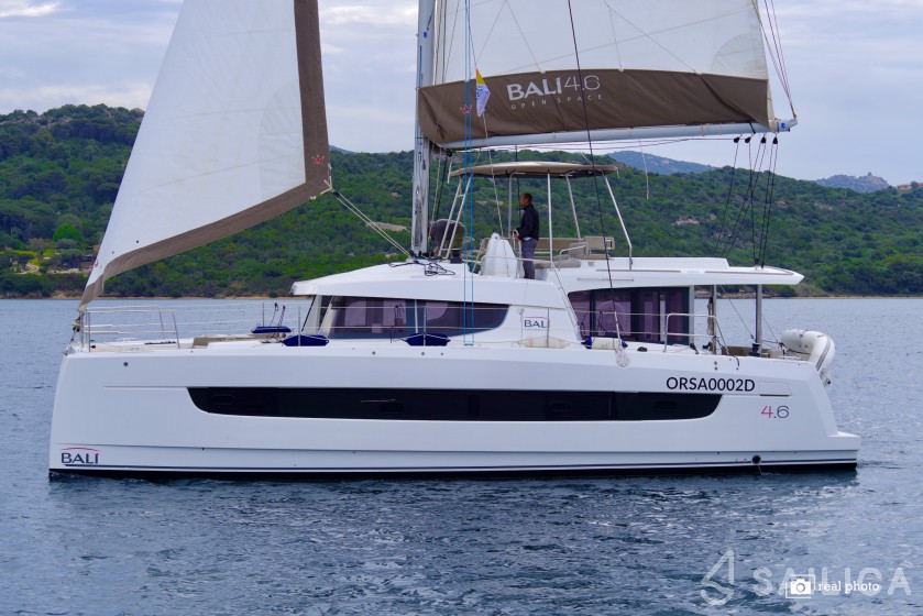 Bali 4.6 - Yacht Charter Sailica