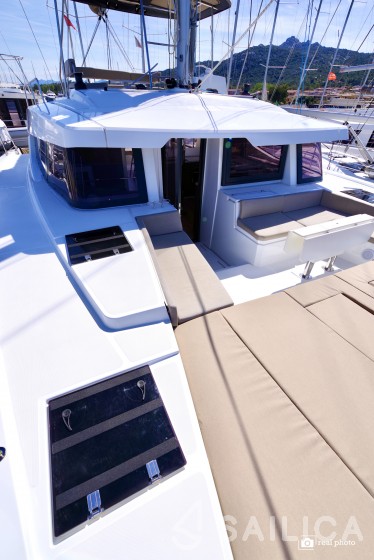 Bali 4.6 - Yacht Charter Sailica
