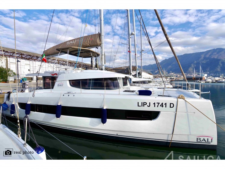 Bali 4.6 - Yacht Charter Sailica