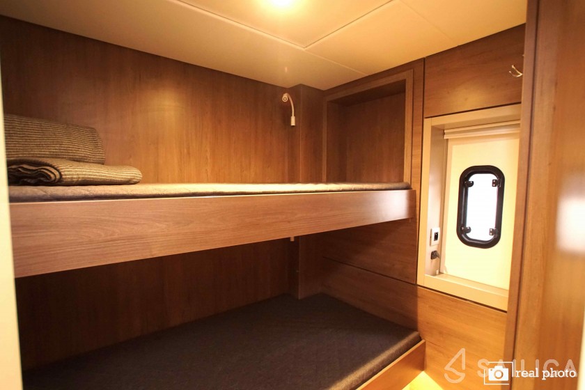 Bali 4.6 - Yacht Charter Sailica