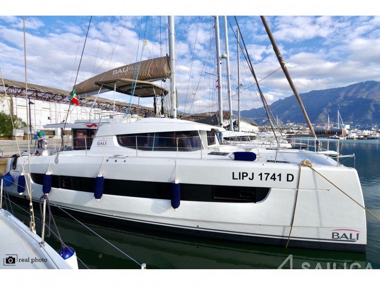 Bali 4.6 - Yacht Charter Sailica