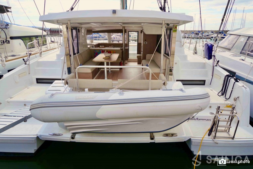 Bali 4.2 - Yacht Charter Sailica