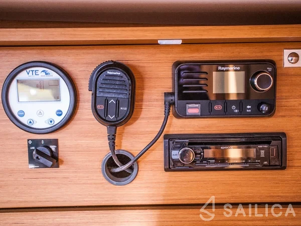 Dufour 460 GL - Yacht Charter Sailica
