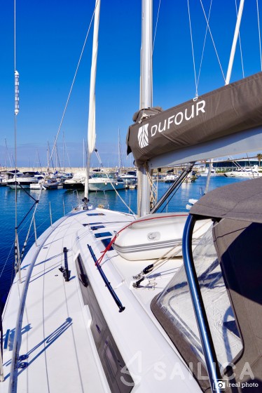 Dufour 530 - Yacht Charter Sailica