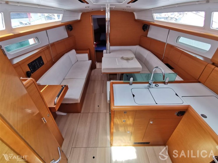 Sun Odyssey 389 - Yacht Charter Sailica