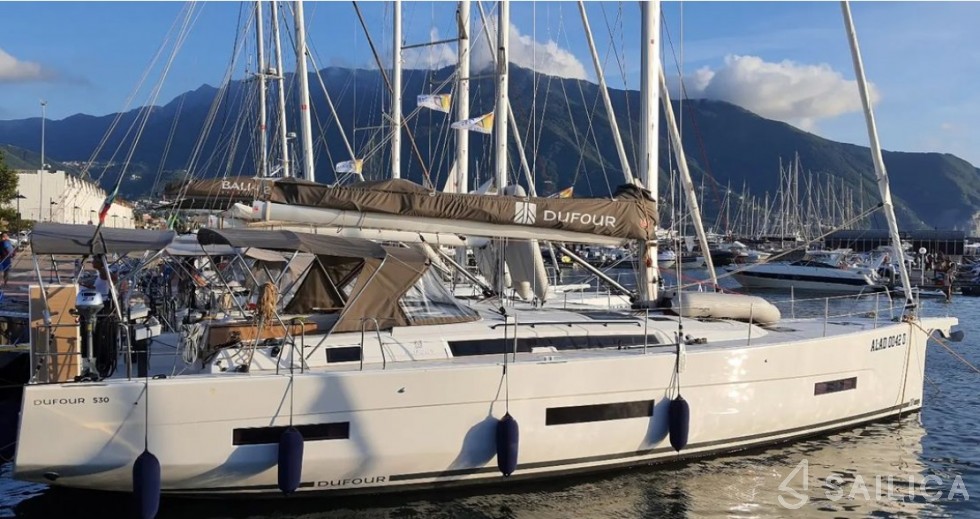 Dufour 530 - Yacht Charter Sailica