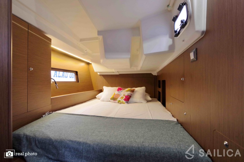 Oceanis 46.1 - Yacht Charter Sailica