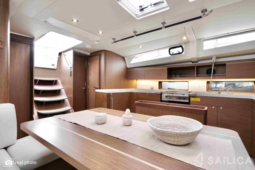 Oceanis 46.1 - Yacht Charter Sailica