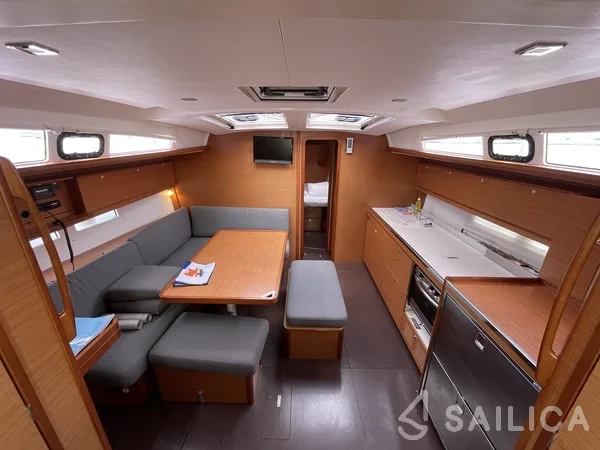 Dufour 460 GL - Yacht Charter Sailica