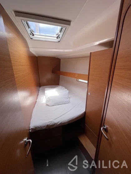 Dufour 460 GL - Yacht Charter Sailica