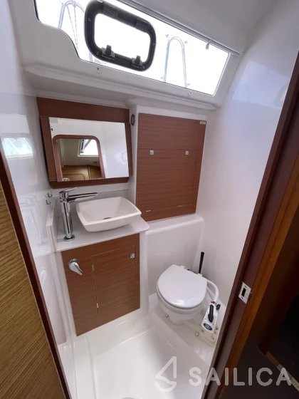 Dufour 460 GL - Yacht Charter Sailica