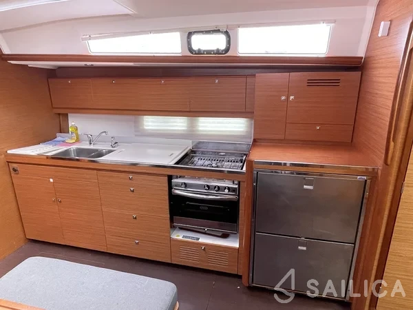 Dufour 460 GL - Yacht Charter Sailica