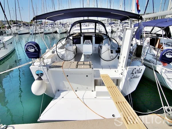 Dufour 460 GL - Yacht Charter Sailica