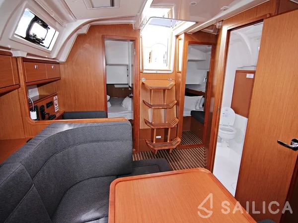 Bavaria 41 Cruiser - Yacht Charter Sailica