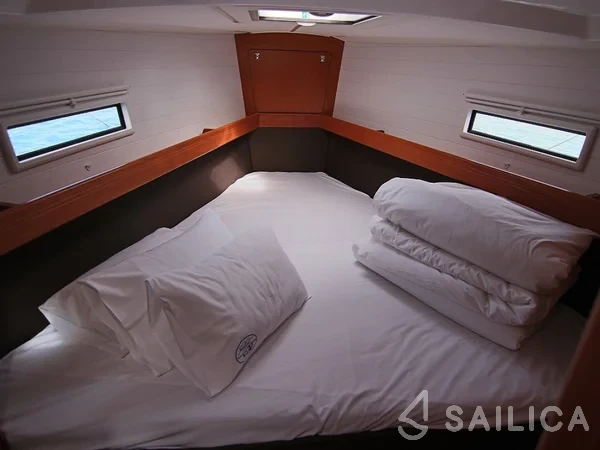 Bavaria 41 Cruiser - Yacht Charter Sailica