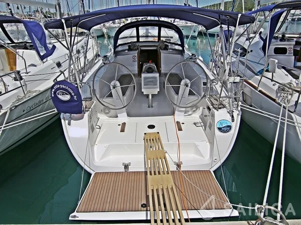 Bavaria 41 Cruiser - Yacht Charter Sailica