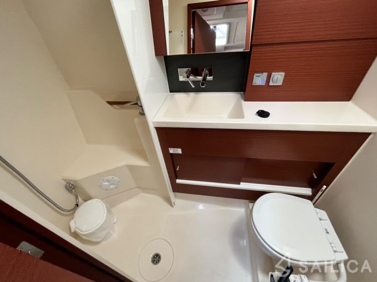 Hanse 458 - Yacht Charter Sailica