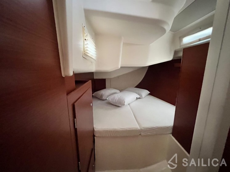 Hanse 458 - Yacht Charter Sailica