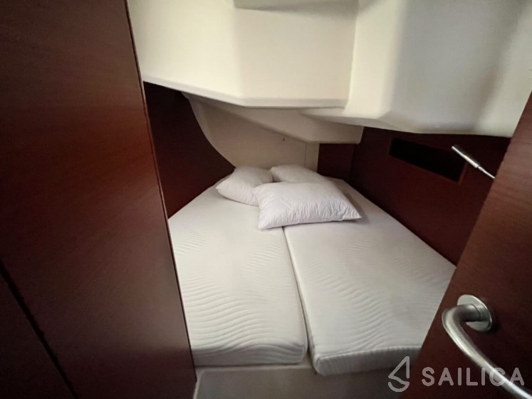 Hanse 458 - Yacht Charter Sailica